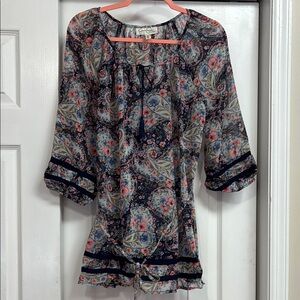 Jessica Simpson Blue and Pink Ruffled 3/4 Sleeve Blouse